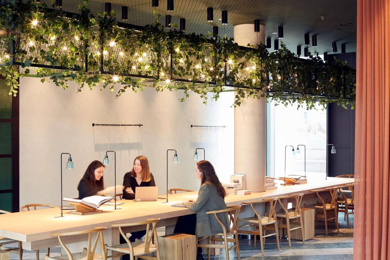 Scandic Frankfurt Hafenpark Francfort-sur-le-Main Extérieur photo