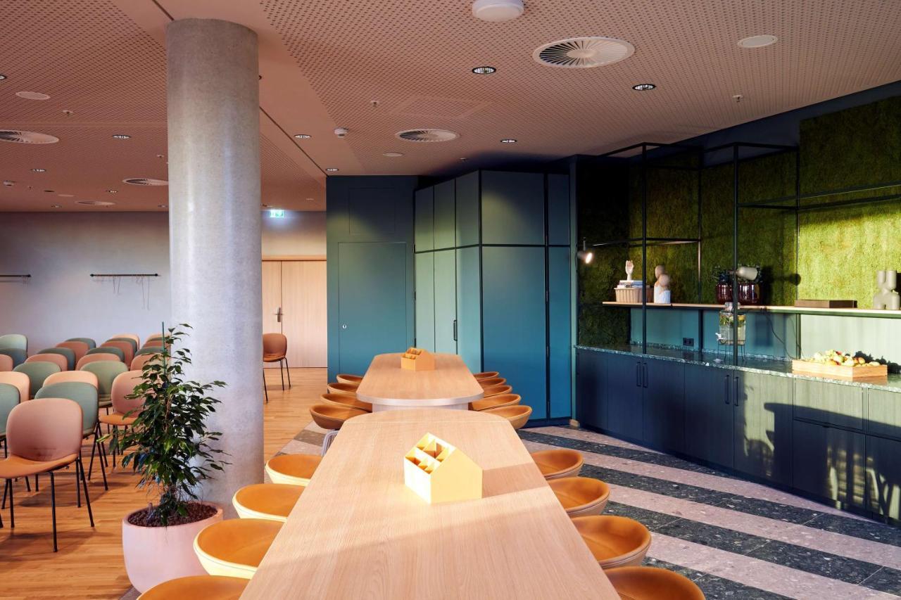 Scandic Frankfurt Hafenpark Francfort-sur-le-Main Extérieur photo