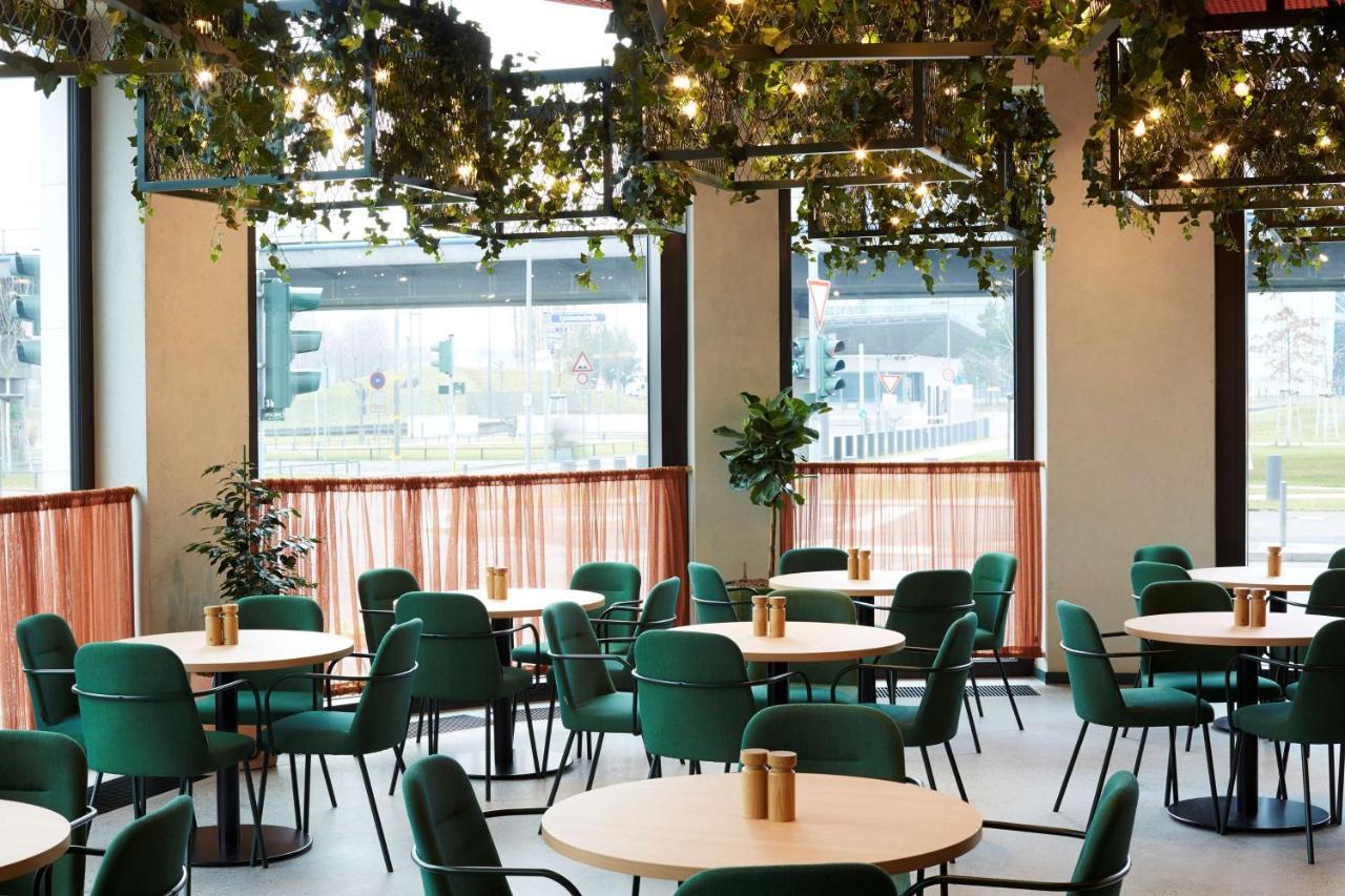 Scandic Frankfurt Hafenpark Francfort-sur-le-Main Extérieur photo